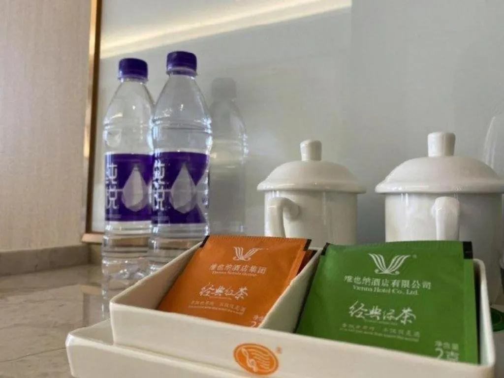 Vienna Hotel Shaanxi Weinan Shengli Street Railway Station