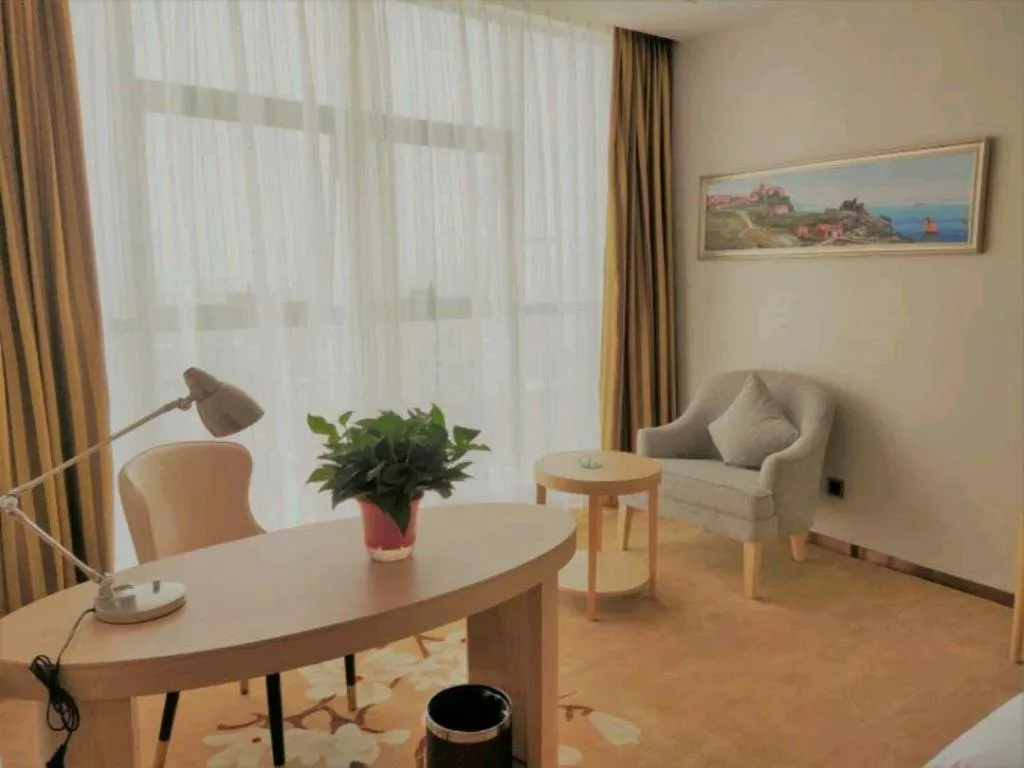 Vienna Hotel Shaanxi Weinan Shengli Street Railway Station