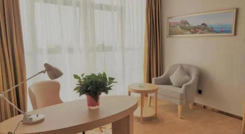 Vienna Hotel Shaanxi Weinan Shengli Street Railway Station