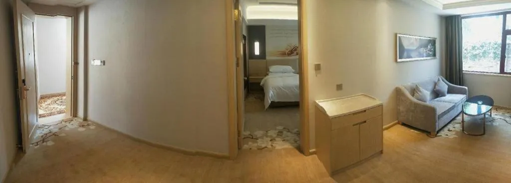 Bed in Vienna Hotel Yunnan Lijiang Ancient City