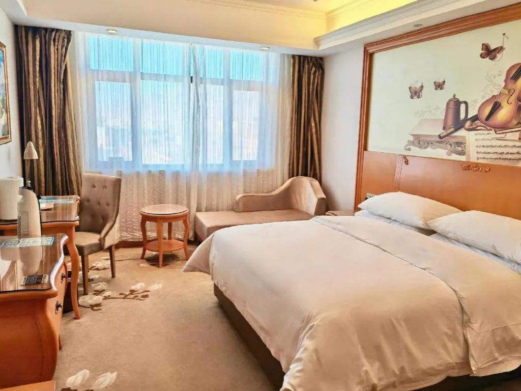 Bed in Vienna Hotel Qinghai Dachaidan