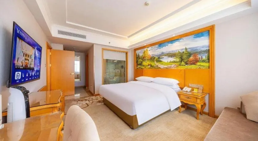 Bed in Vienna Hotel Qinghai Dachaidan