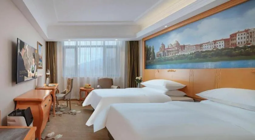 Bed in Vienna Hotel Qinghai Dachaidan