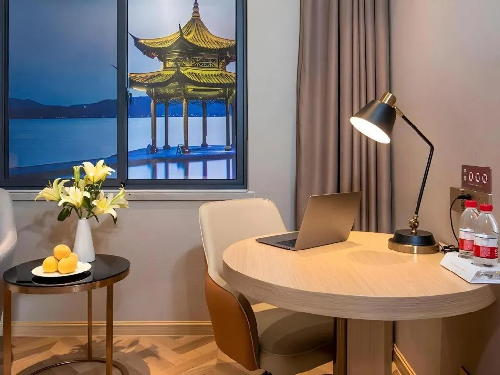 Vienna Hotel Hangzhou East Railway Station West Square