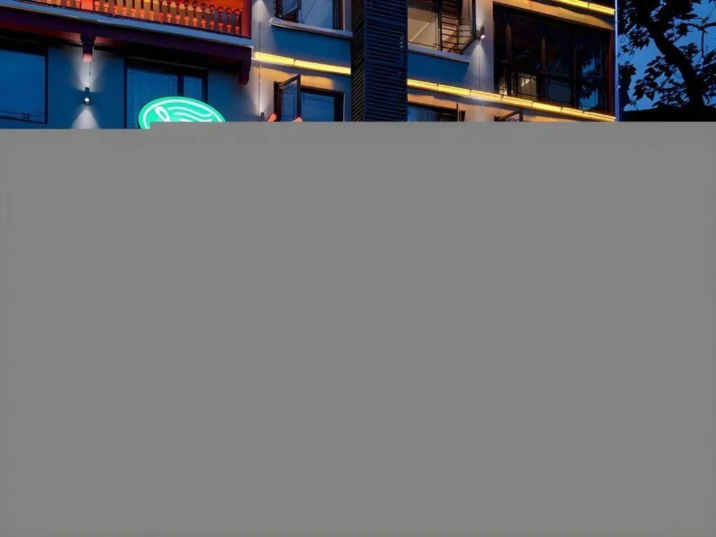 Vienna Hotel Hunan Jishou Fenghuang Ancient City