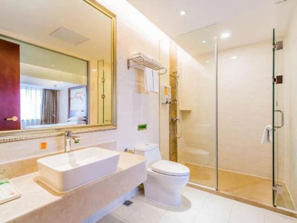 Vienna Hotel Guangdong Zhongshan Ancient Town Lighting Expo Center