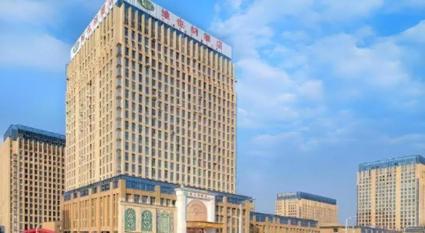 Vienna Hotel Anhui Fuyang Funan Bailing Apartment