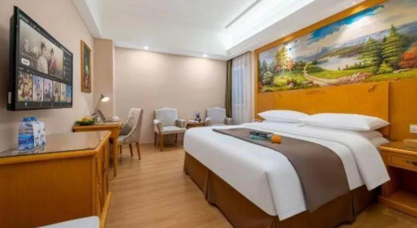 Bed in Vienna Hotel Tianjin Zhongbei Town