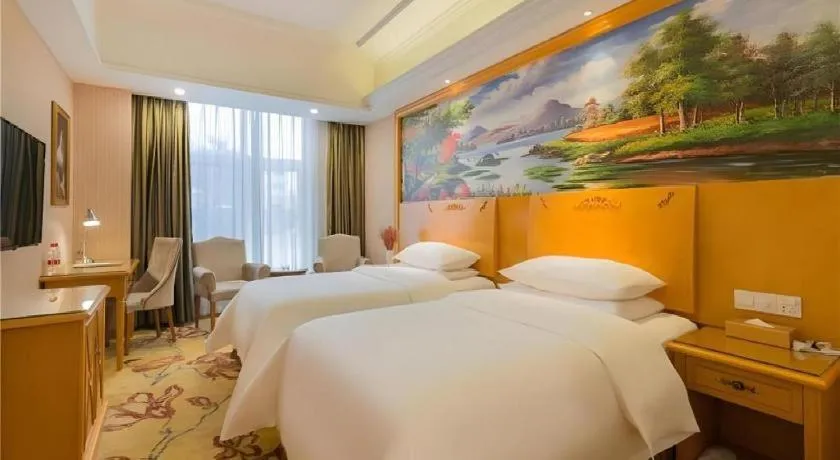 Bed in Vienna Hotel Tianjin Zhongbei Town