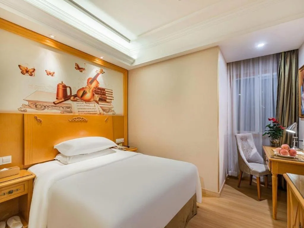 Bed in Vienna Hotel Tianjin Zhongbei Town