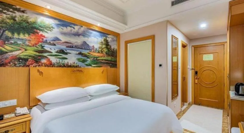 Bed in Vienna Hotel Tianjin Zhongbei Town