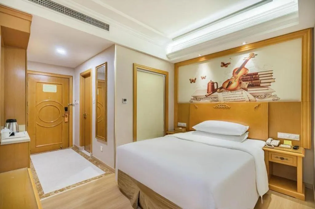 Bed in Vienna Hotel Tianjin Zhongbei Town