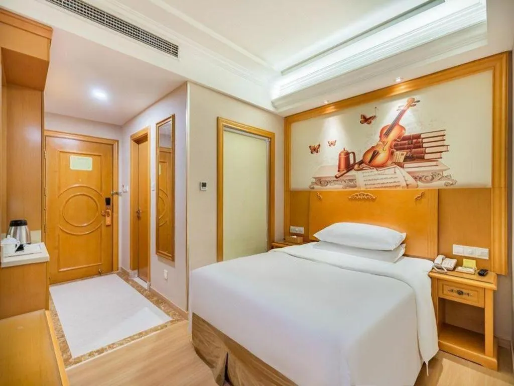 Bed in Vienna Hotel Tianjin Zhongbei Town