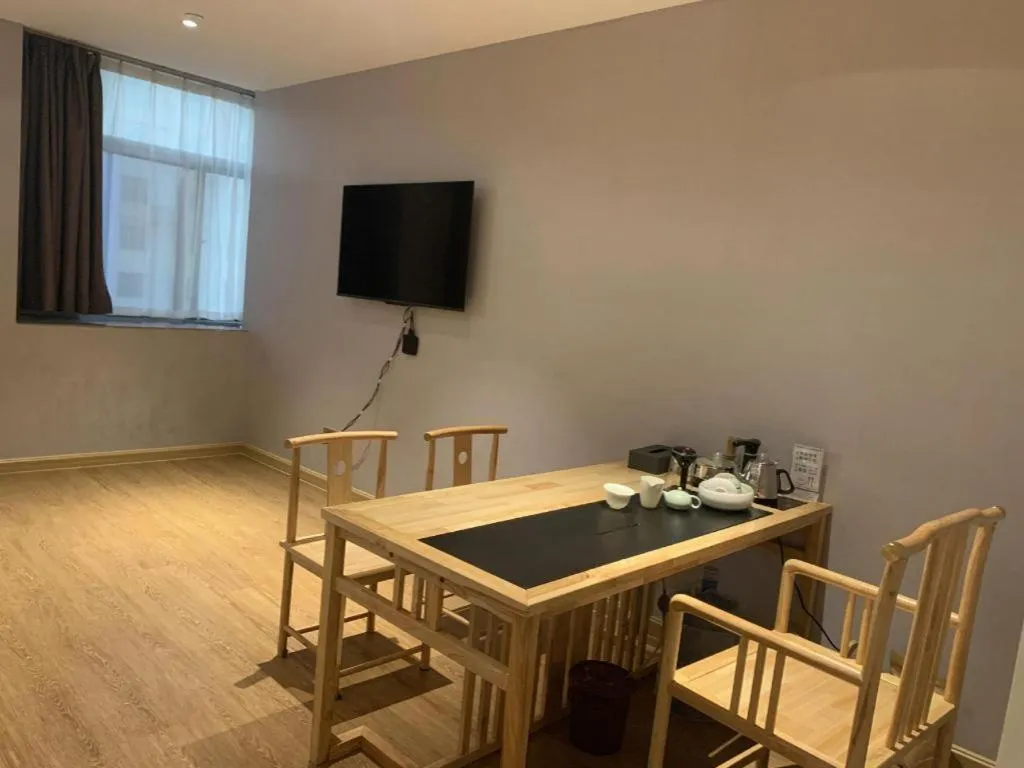 Vienna Hotel Guangxi Baise Xilin County Juting Cultural Arts Center