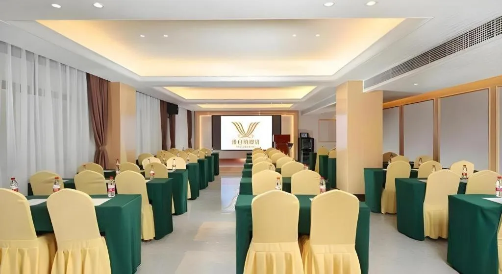 Vienna Hotel Guangxi Baise Xilin County Juting Cultural Arts Center