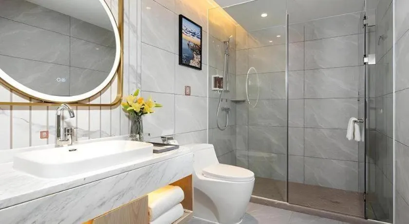 Vienna Hotel Guangxi Baise Xilin County Juting Cultural Arts Center