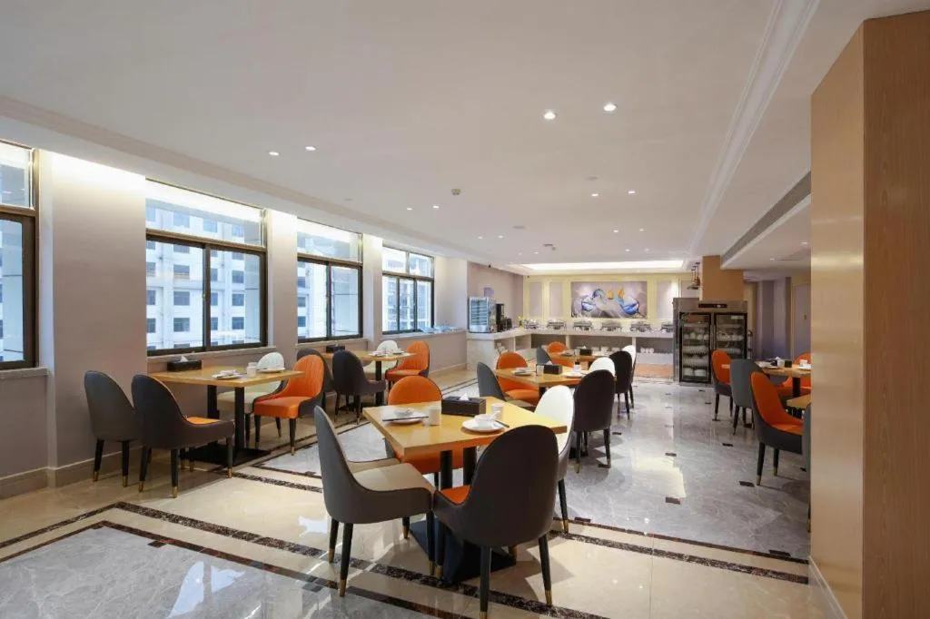 Vienna Hotel Guangxi Baise Xilin County Juting Cultural Arts Center