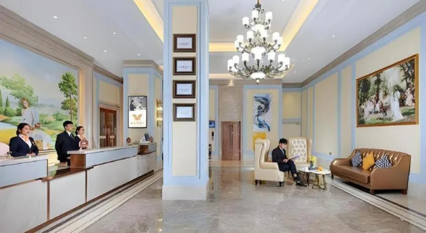Vienna Hotel Guangxi Baise Xilin County Juting Cultural Arts Center