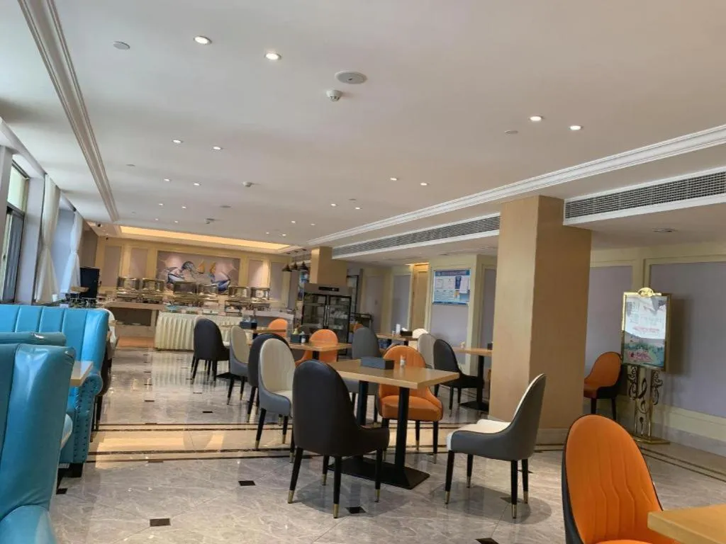 Vienna Hotel Guangxi Baise Xilin County Juting Cultural Arts Center