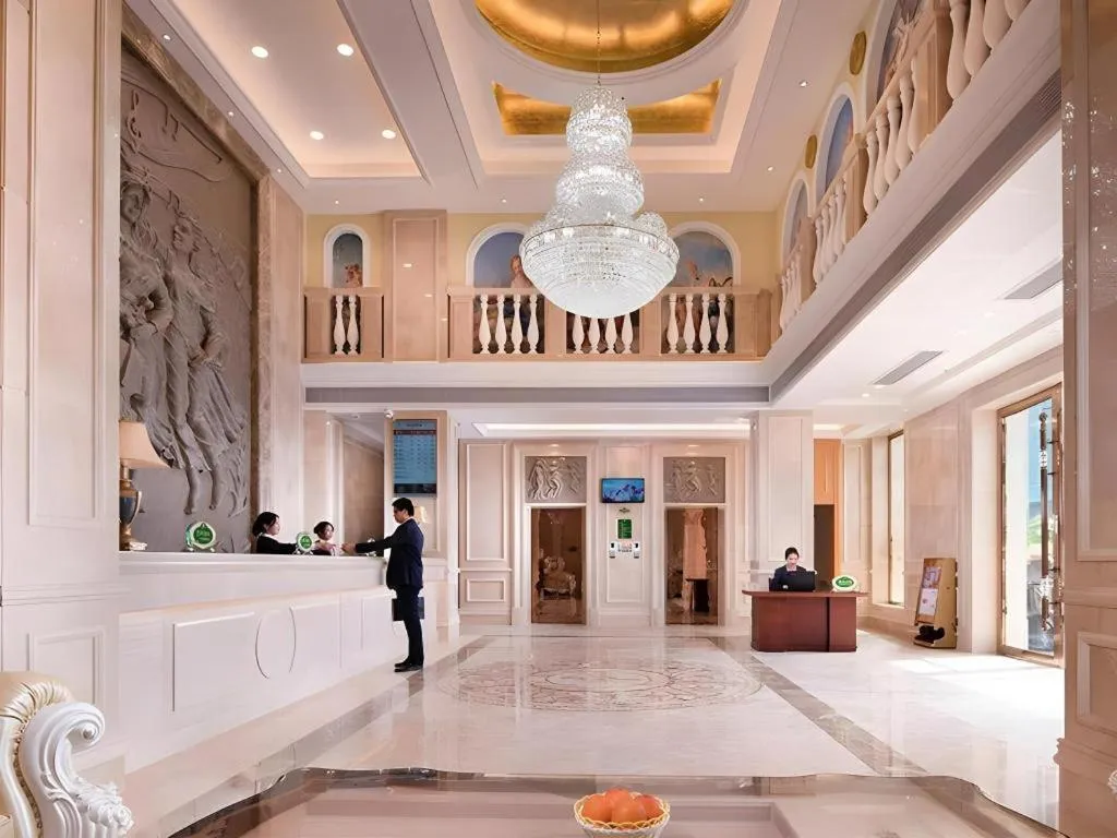 Vienna Hotel Guangdong Shaoguan Ruyuan Yao Cultural Square
