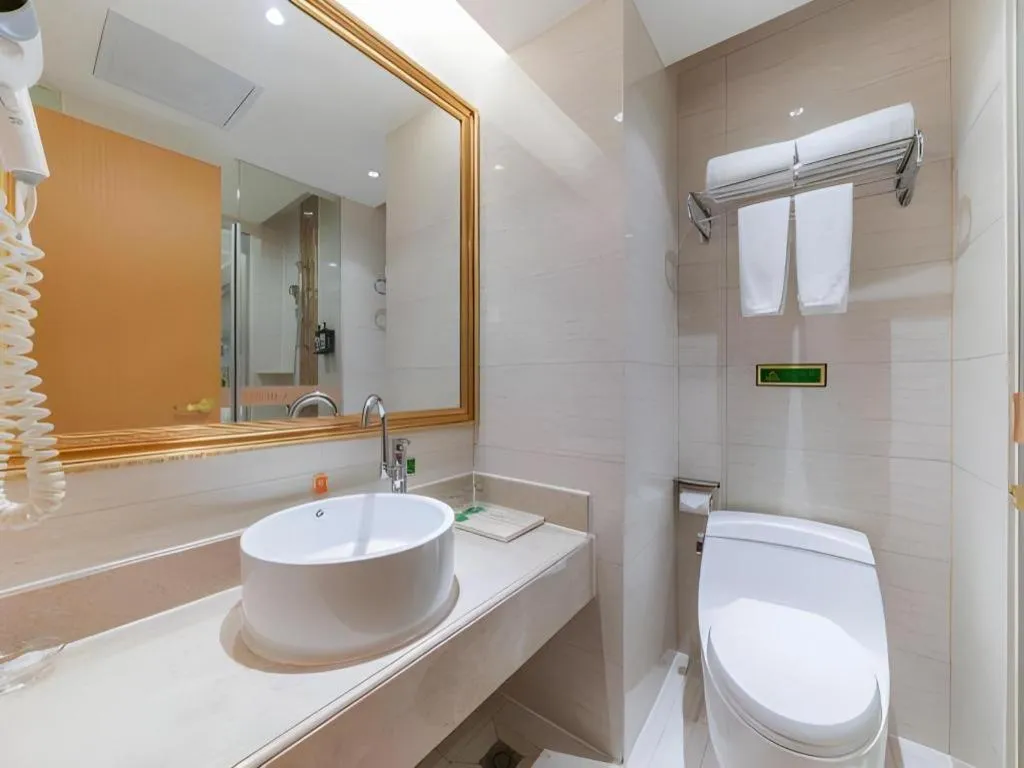 Vienna Hotel Guangdong Shaoguan Ruyuan Yao Cultural Square