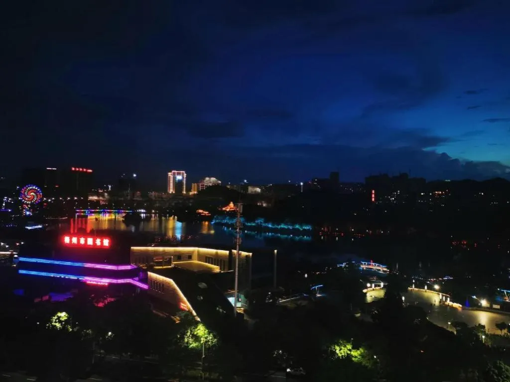 Venus Royal Hotel Guangxi Wuzhou Sanqicheng Meiguihu Park