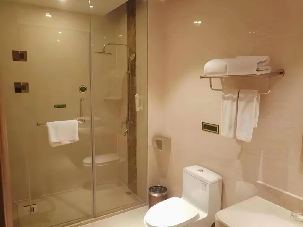 Vienna Hotel Anhui Taihe Baitai Xingma International