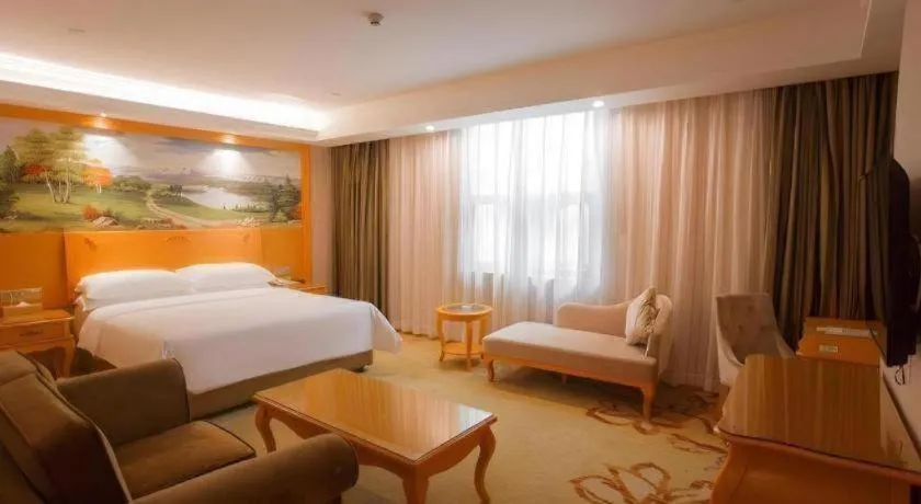 Bed in Vienna Hotel Guangdong Boluo Fu Mountain Scenic Spot