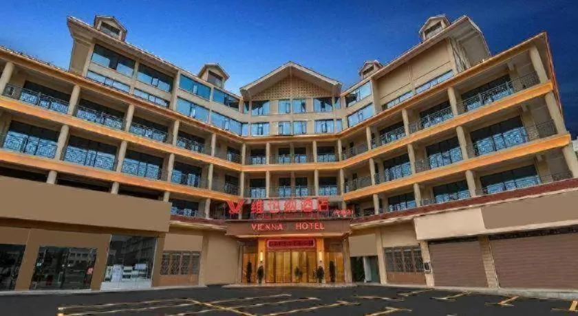 Vienna Hotel Jiangxi Ganzhou Ningdu Bus Station