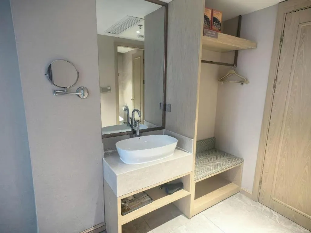 Vienna Hotel Jiangxi Ganzhou Ningdu Bus Station