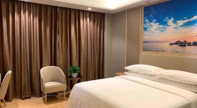 Bed in Vienna Hotel Zhuhai Huafashangdu Nanping Science Industrial Park