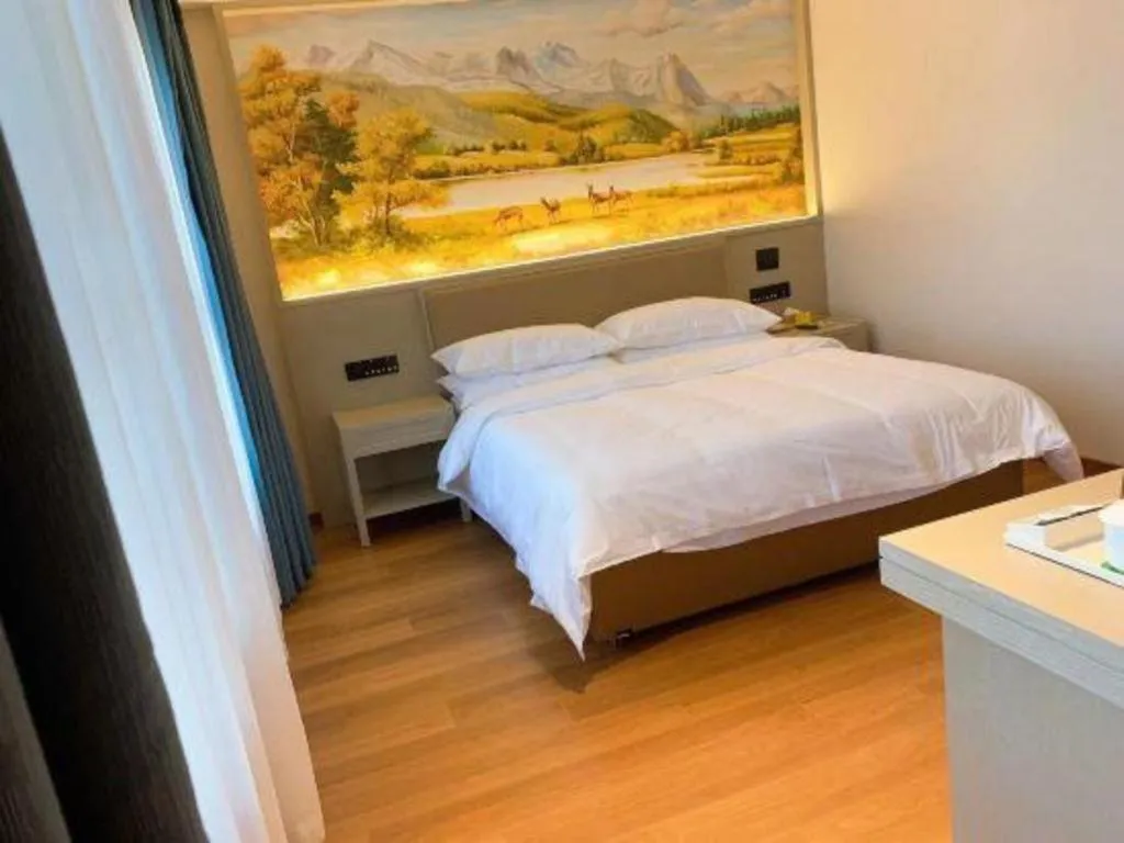 Bed in Vienna Hotel Beijing Changping Metro Station