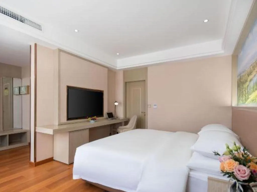 Bed in Vienna Hotel Beijing Changping Metro Station