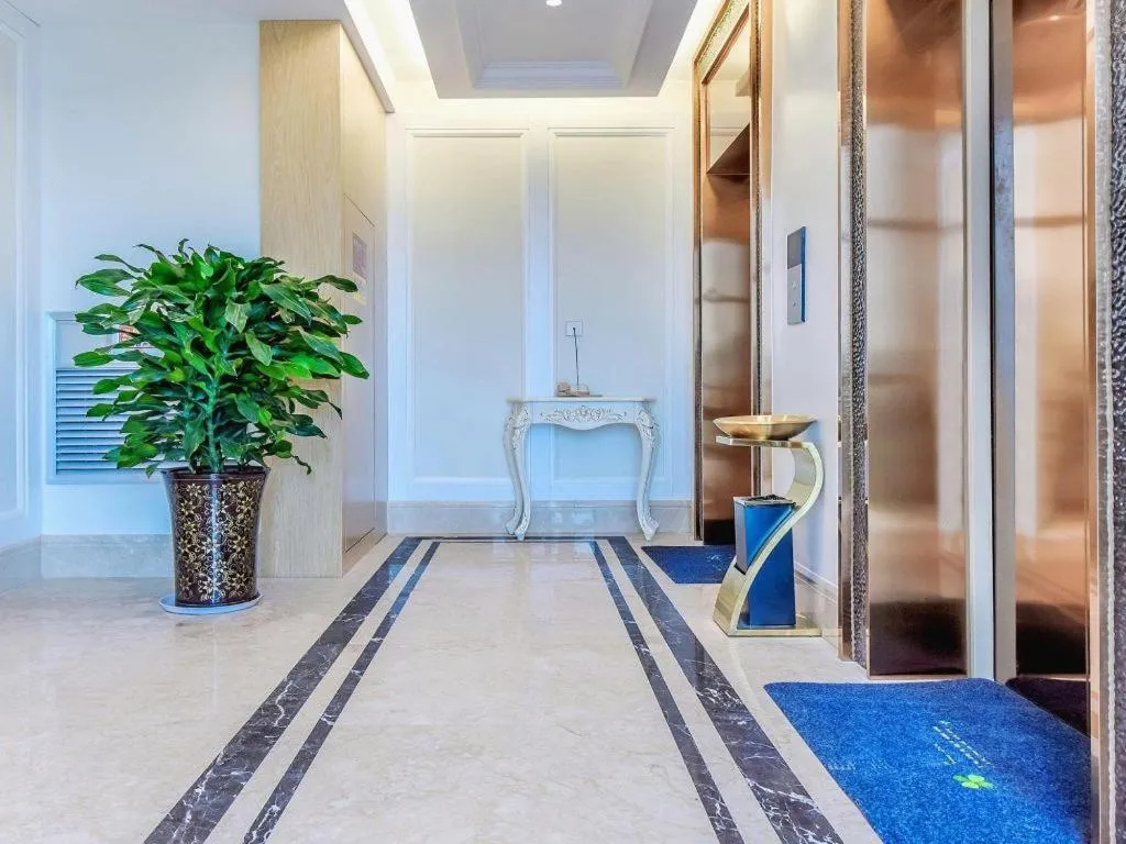 Vienna Hotel Sichuan Hejiang Yangtze River Bridge