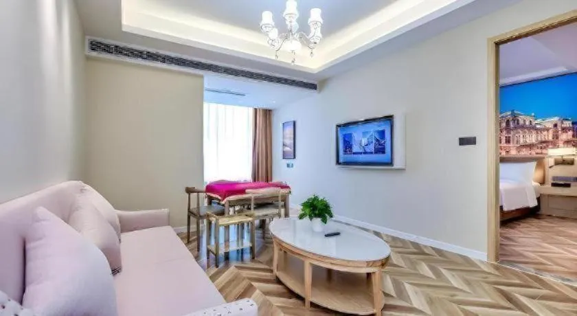 Vienna Hotel Sichuan Hejiang Yangtze River Bridge