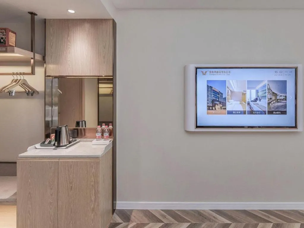 Vienna Hotel Sichuan Hejiang Yangtze River Bridge