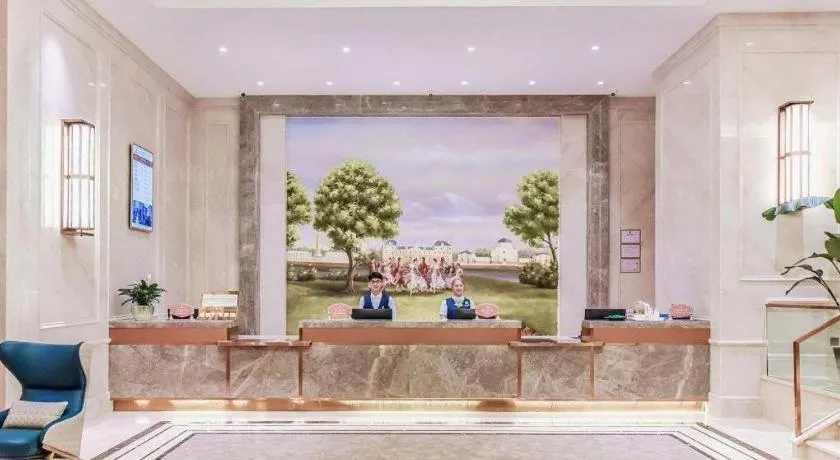 Vienna Hotel Sichuan Hejiang Yangtze River Bridge