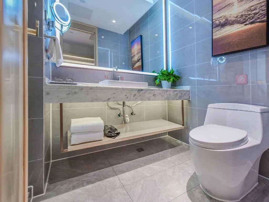 Vienna Hotel Sichuan Hejiang Yangtze River Bridge