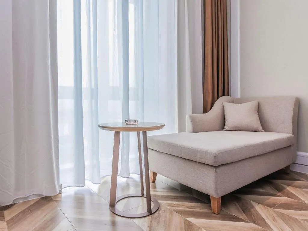 Vienna Hotel Sichuan Hejiang Yangtze River Bridge