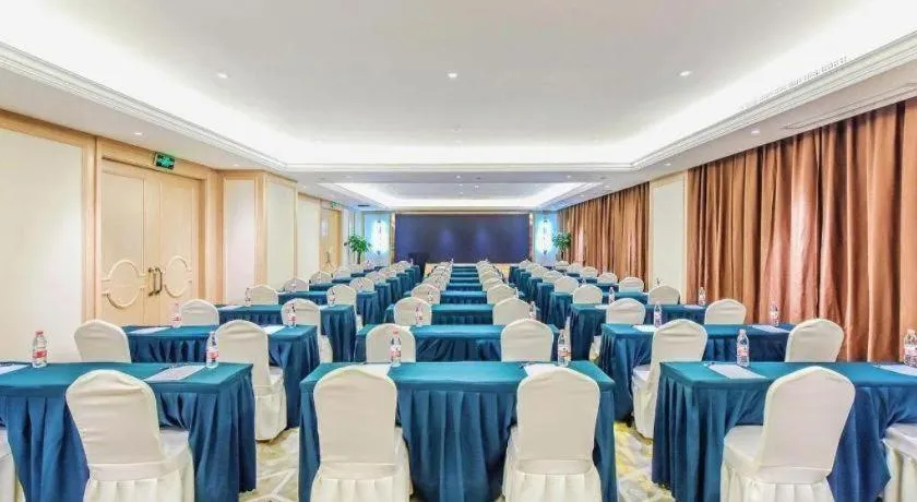 Vienna Hotel Sichuan Hejiang Yangtze River Bridge