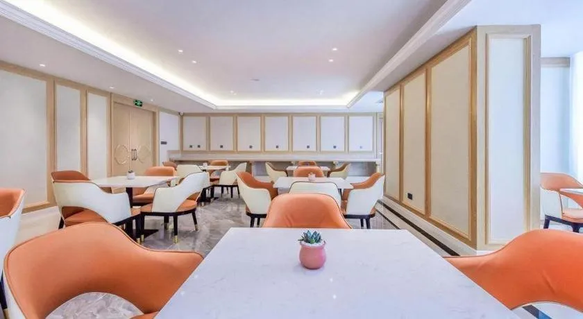 Vienna Hotel Sichuan Hejiang Yangtze River Bridge