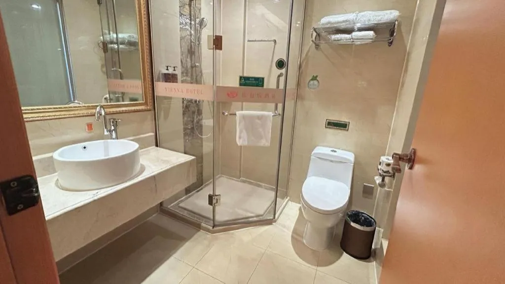 Vienna Hotel Guangxi Beiliu Passenger Station