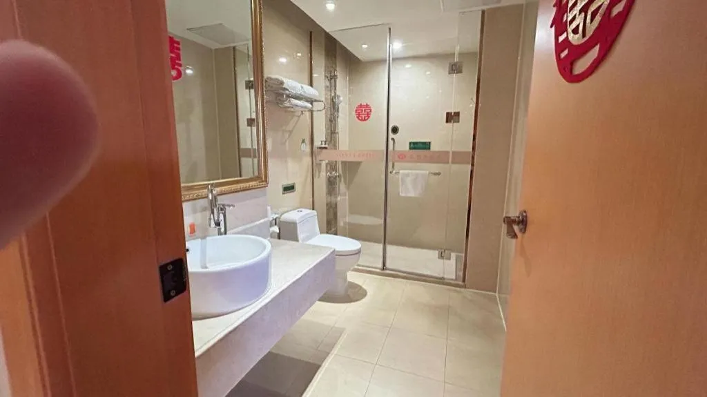 Vienna Hotel Guangxi Beiliu Passenger Station