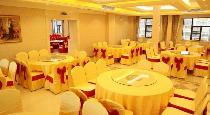 Vienna Hotel Guangxi Beiliu Passenger Station