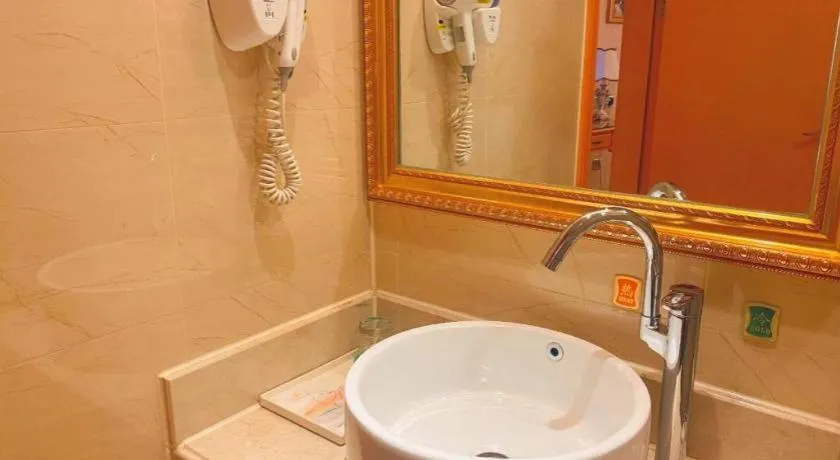 Vienna Hotel Guangxi Beiliu Passenger Station