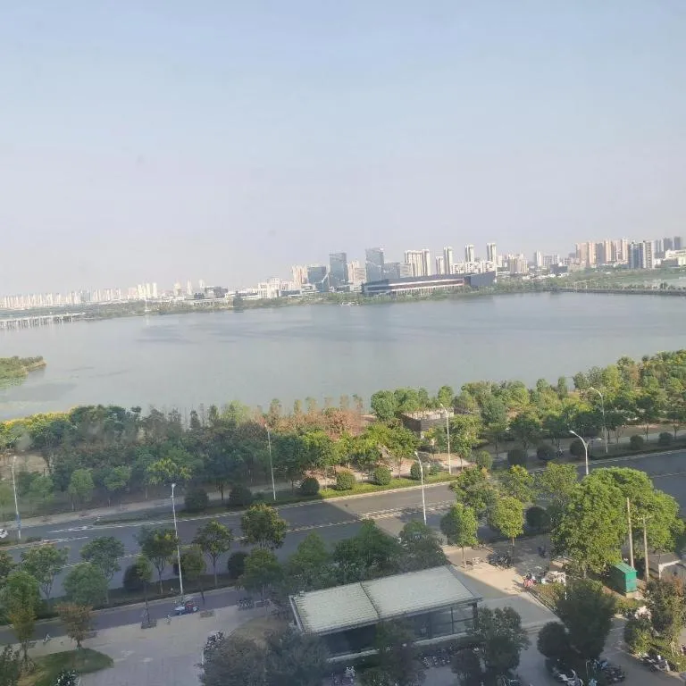 Vienna Hotel Wuhan Wenhua Avenue Jiangxia Keting Metro Station