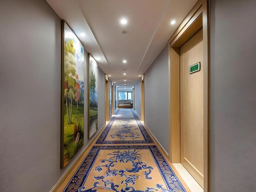 Vienna Hotel Zhejiang Lishui Qingtian Post Building