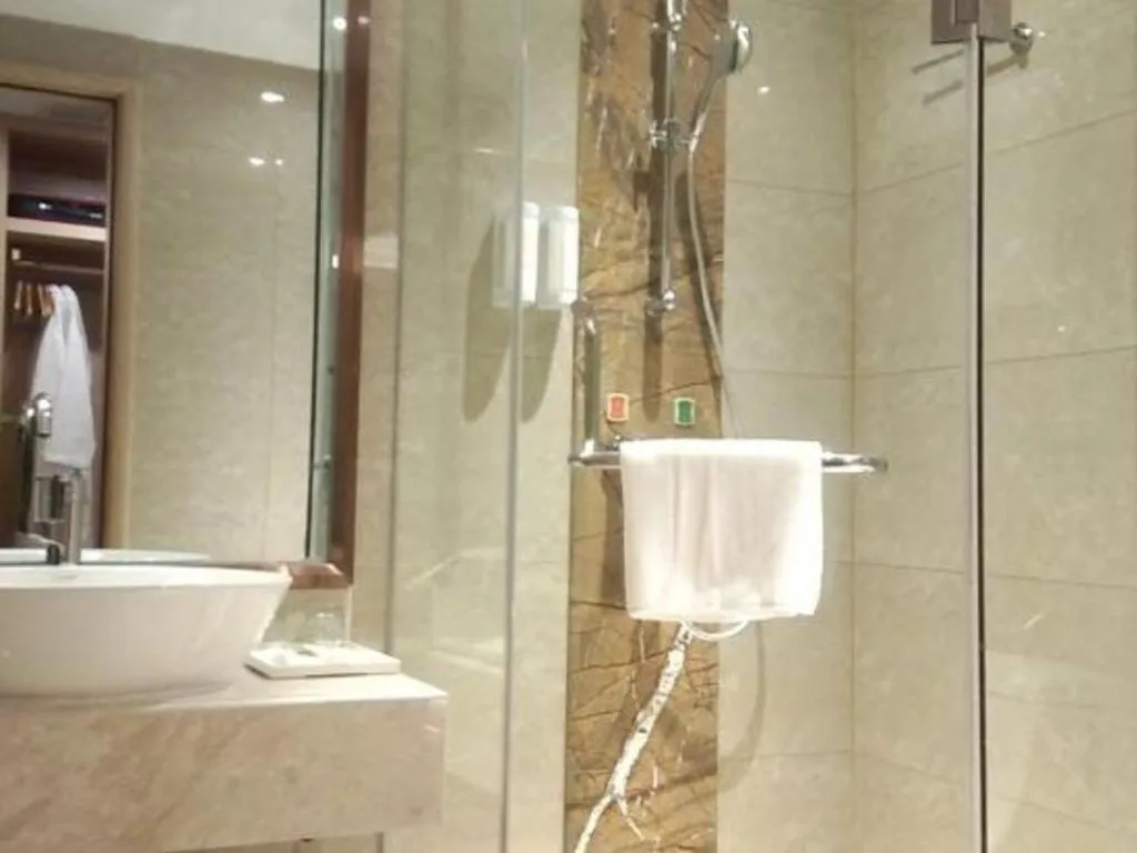 Vienna Hotel Zhejiang Lishui Qingtian Post Building