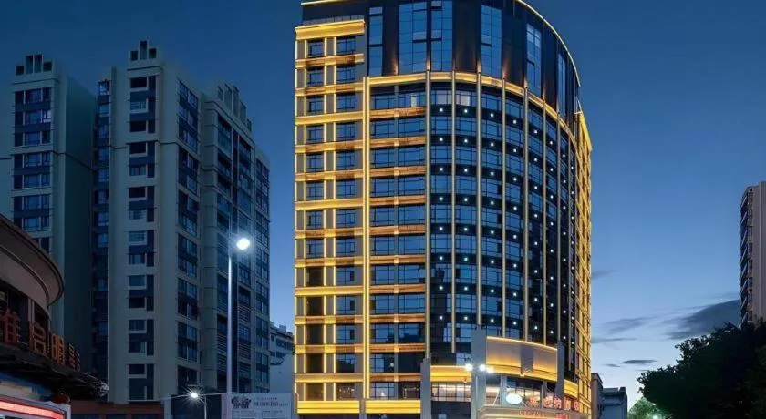 Vienna Hotel Xinfeng West High-Speed Railway Station