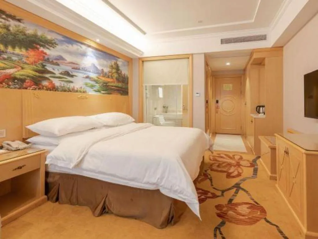 Bed in Vienna Hotel Hangzhou West Lake Qingchun Road